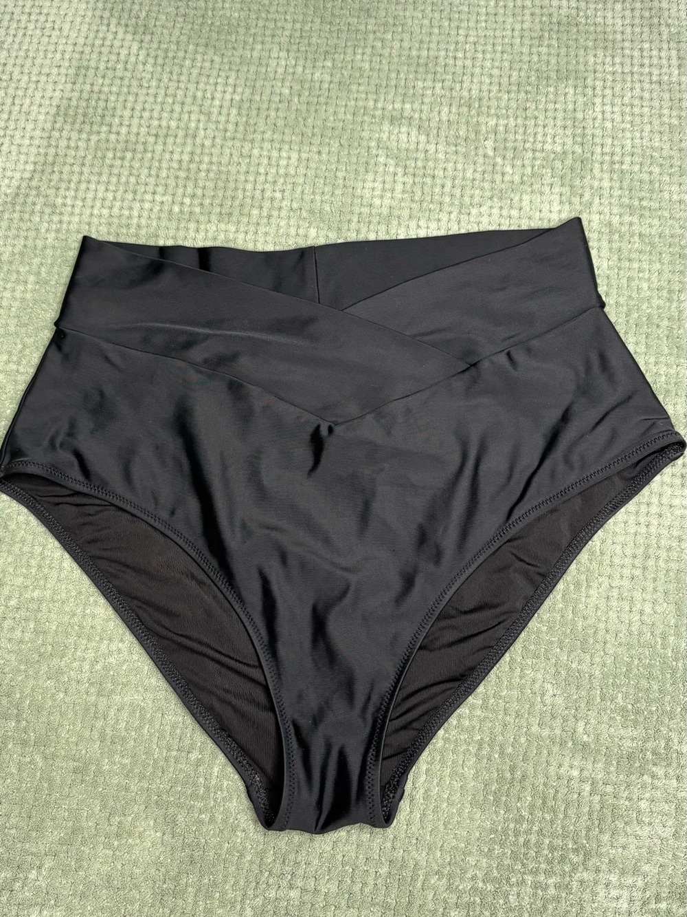 aerie Black High-Waisted Full Coverage Bottoms